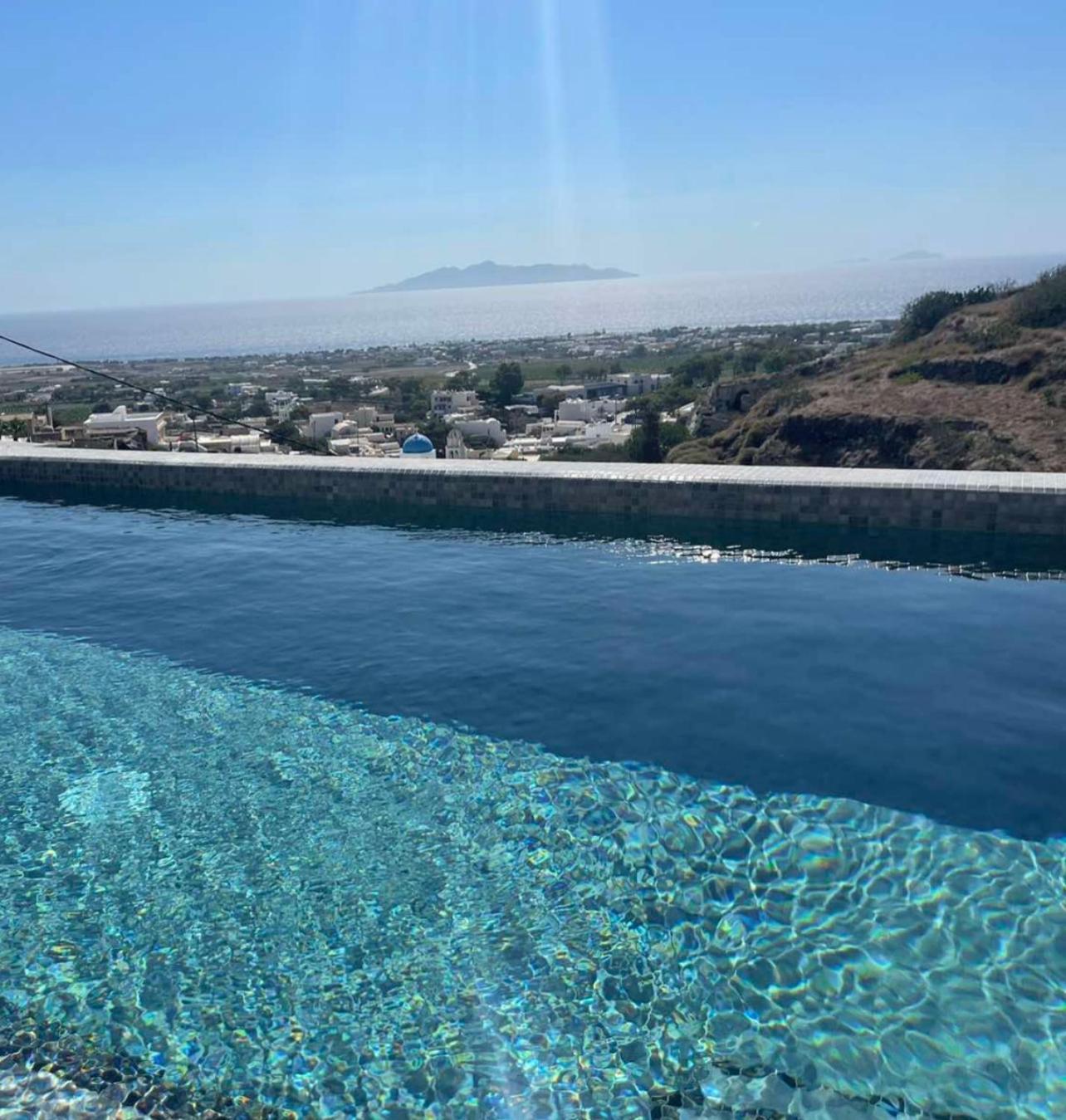 Solo Sole Suites Santorini Éxo Goniá Esterno foto