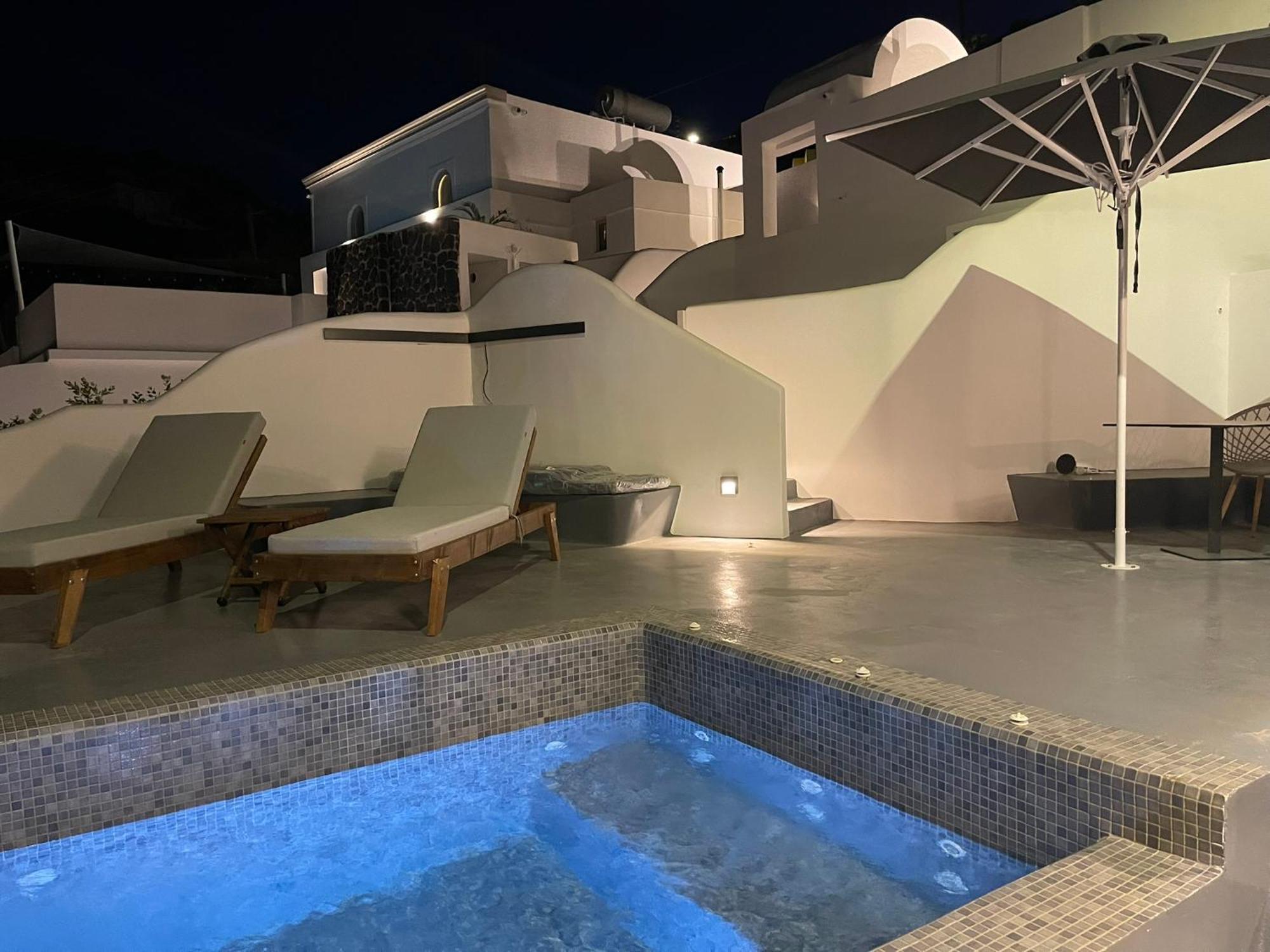 Solo Sole Suites Santorini Éxo Goniá Esterno foto